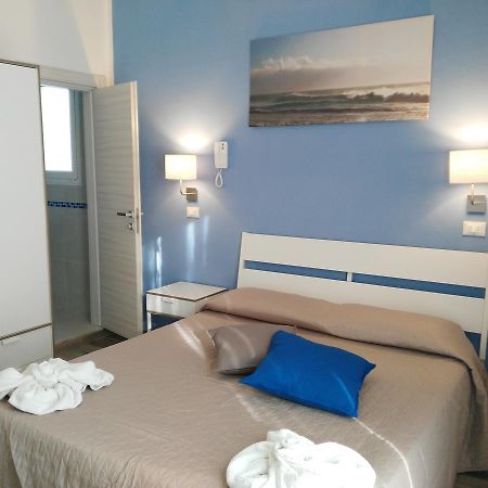 Hotel Marittimo Rimini Luaran gambar